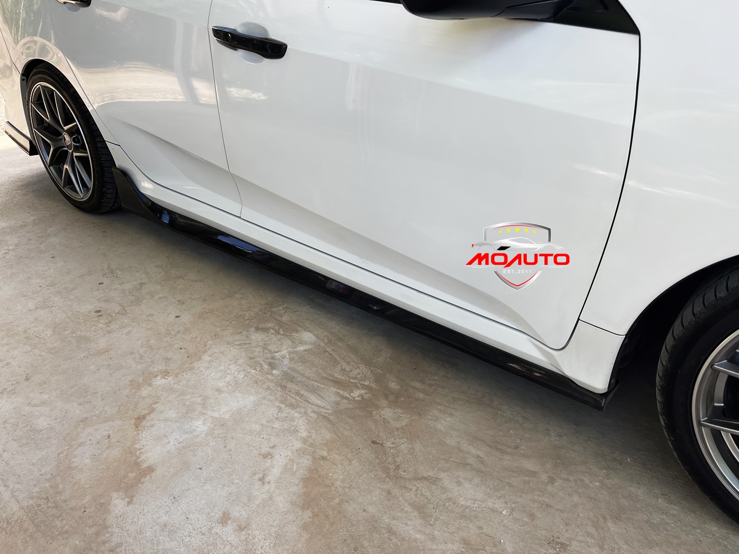 ชุดแต่ง TYPE-R สำหรับ CIVIC FC 2016-2021 (แบบเปลี่ยนกันชน)