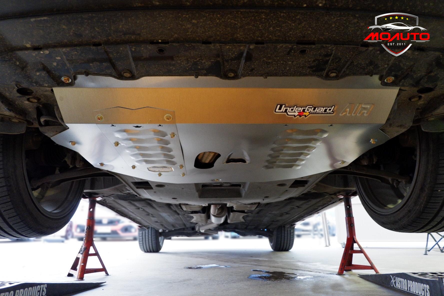 แผ่นปิดกันกระแทกใต้ห้องเครื่อง อันเดอร์การ์ด ( UnderGuard ) CIVIC FC / FK