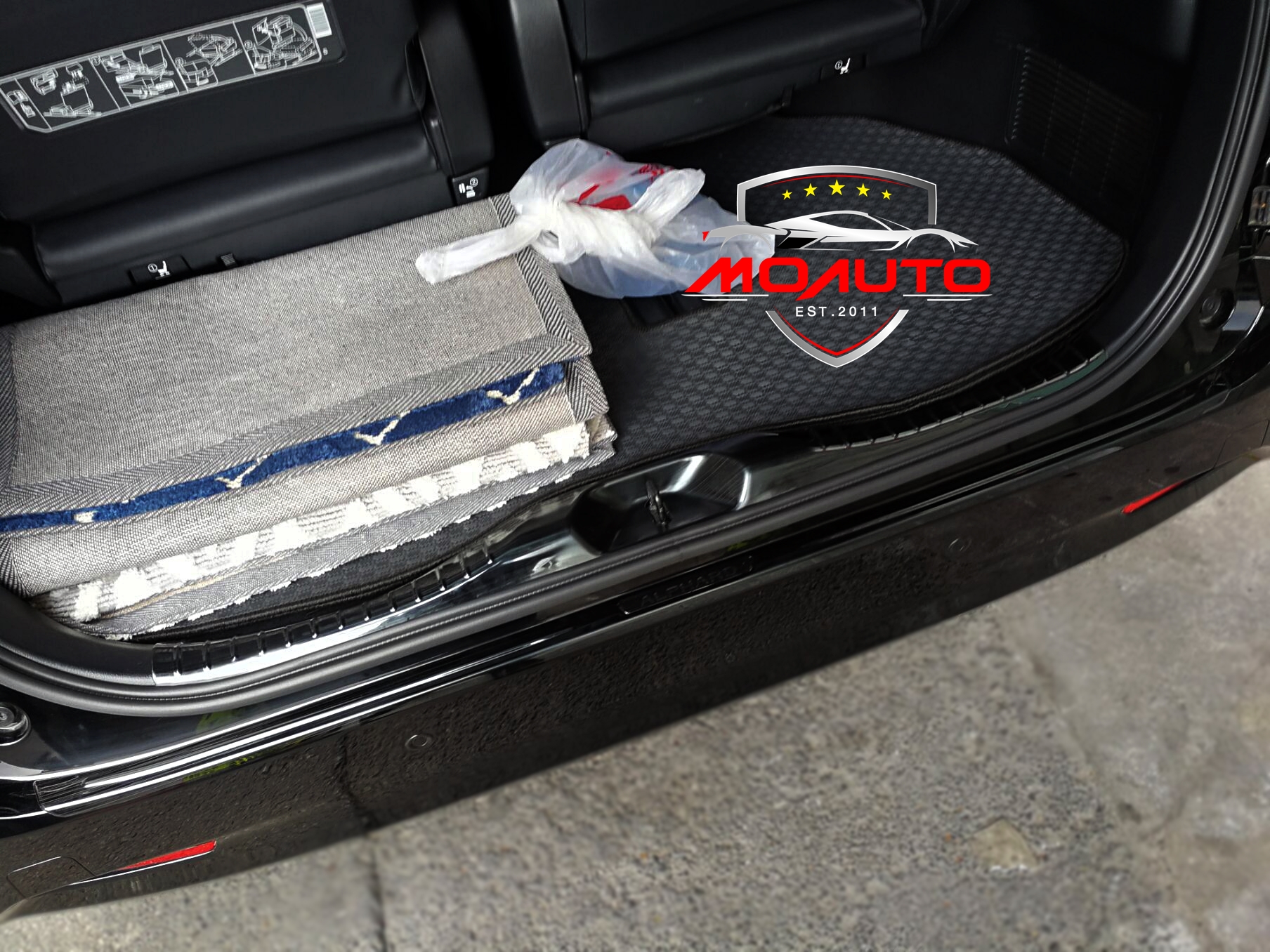 เพลทกันรอยท้ายภายใน ALPHARD / VELLFIRE 2019 MC