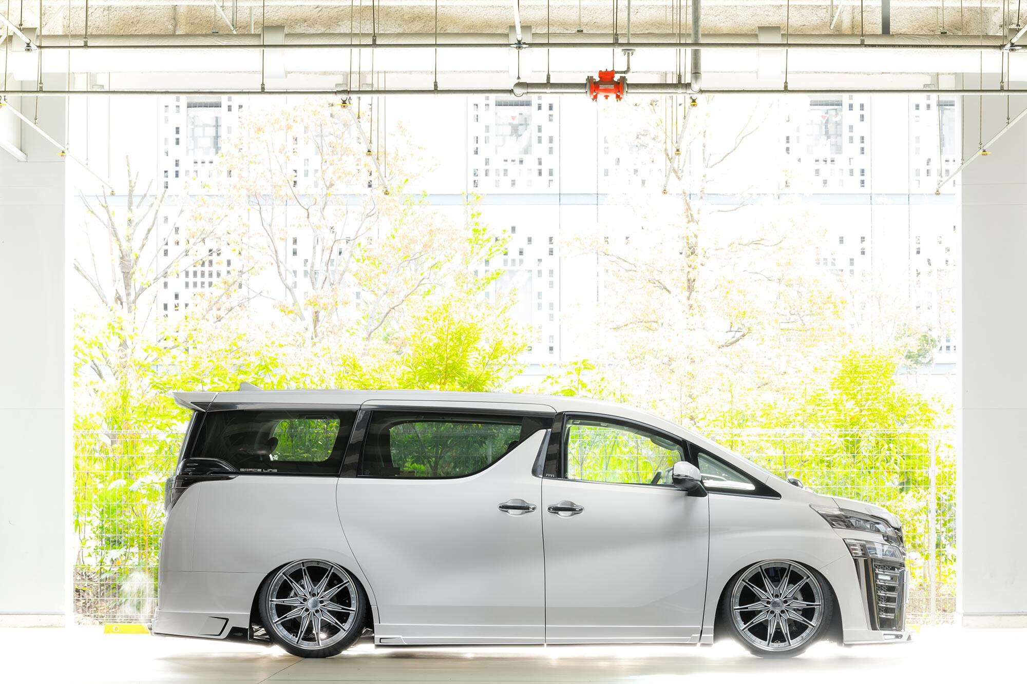 ชุดแต่งรอบคัน M'z Speed VELLFIRE 30 MC