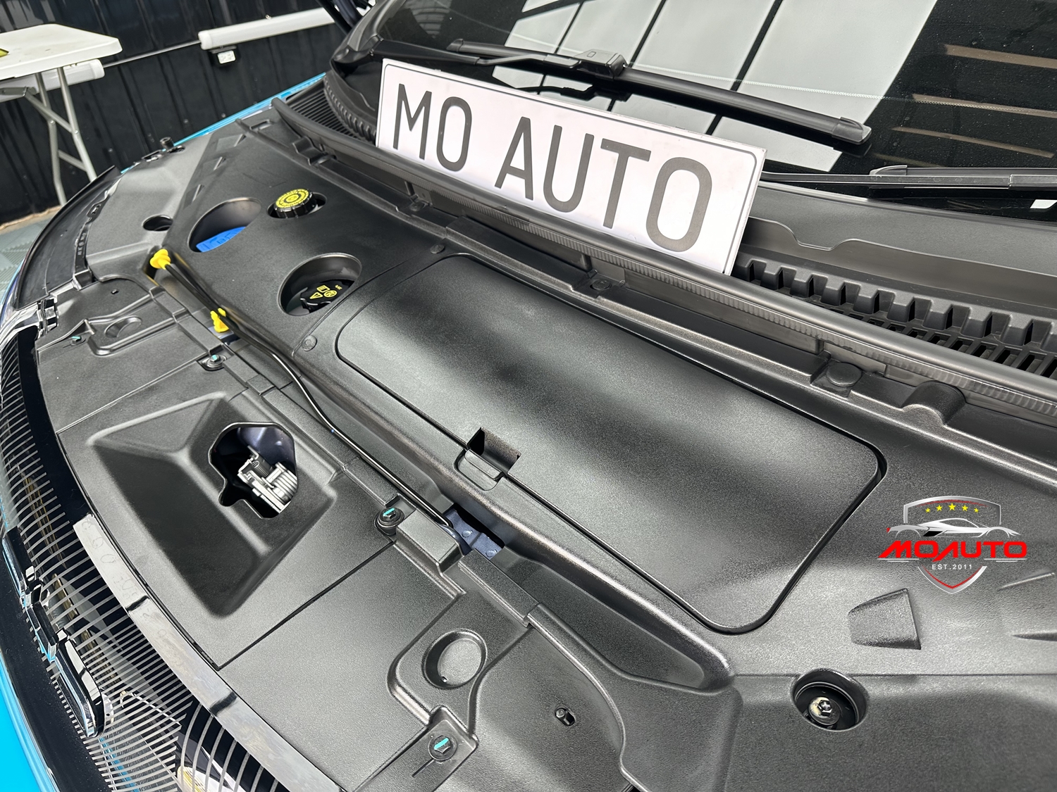 แผ่นปิดใต้ฝากระโปรงหน้าพร้อมช่องเก็บของ BYD DOLPHIN