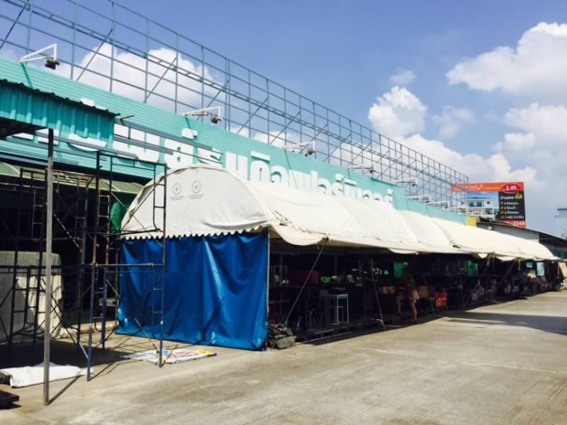 ผ้าใบชักรอก กว้าง 1เมตร สูง 6เมตร (ไม่รวมเสาค้ำ) กันสาดผ้าใบ ชักรอกผ้าใบ ผ้าใบม้วนขึ้นลง ผ้าใบม้วนเก็บได้ มีทุกสี 1m x 6m