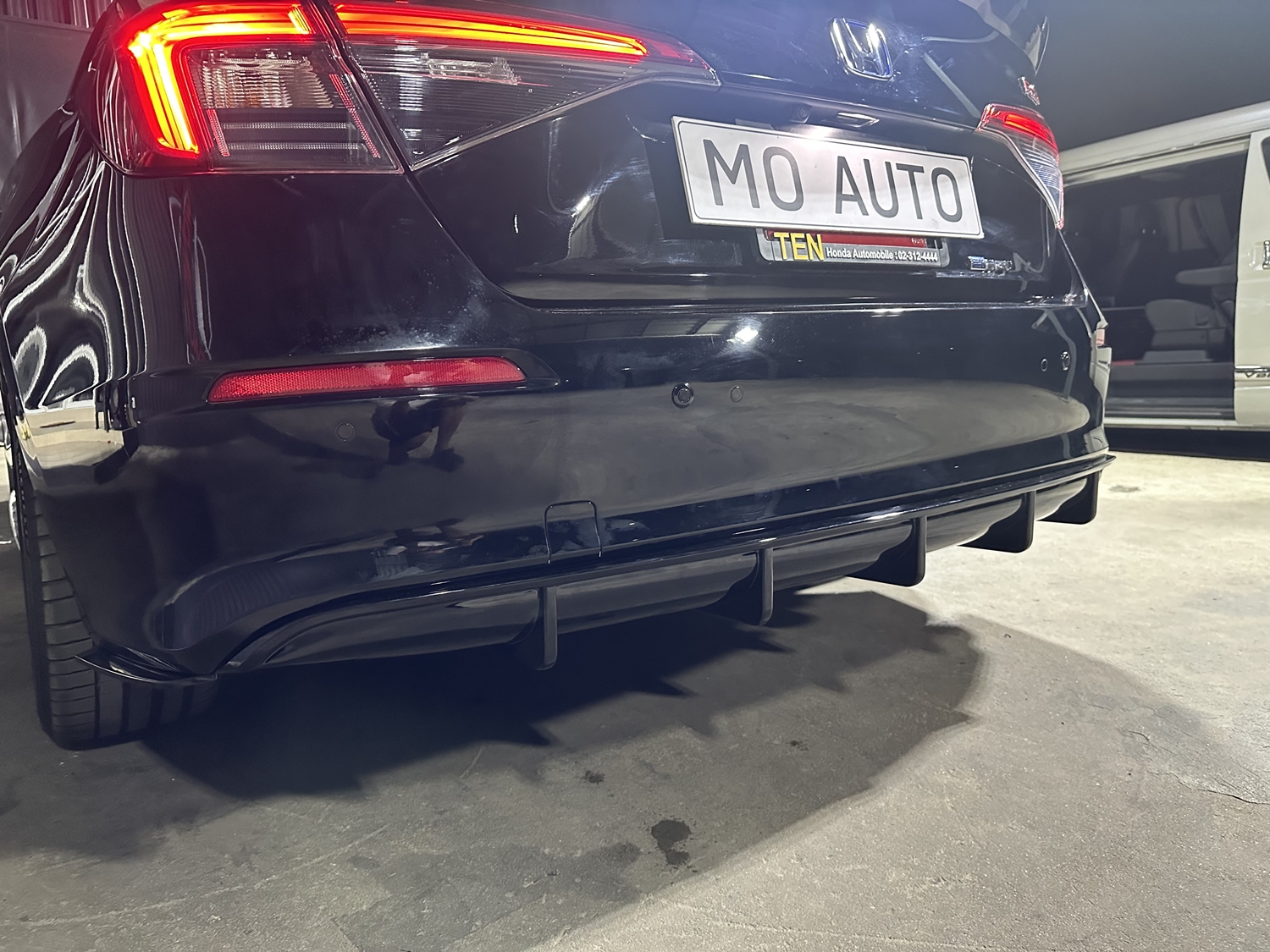 ดิฟหลัง M-SPORT ดำเงา V2 CIVIC FE