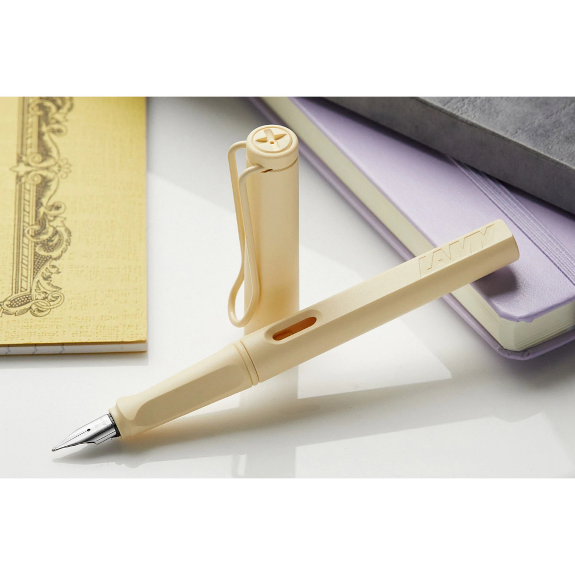 LAMY safari fountain pen cream 2022 limited edition