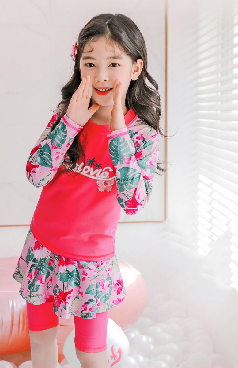 ชุดว่ายน้ำ พร้อมหมวก สีชมพู ลายดอก ไซส์ 6