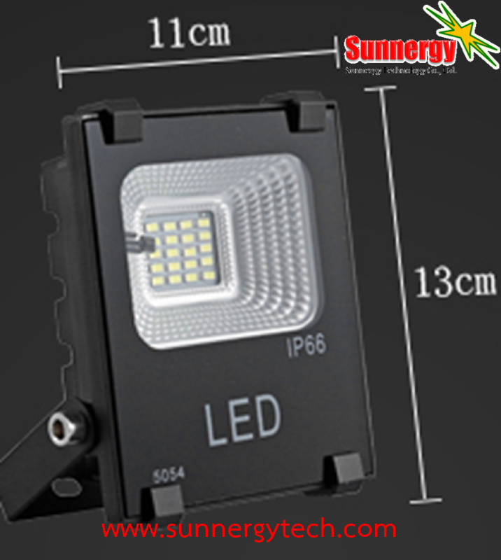 LED Solar Flood Light 10W พร้อมแบตเตอรี่ 5200mAh