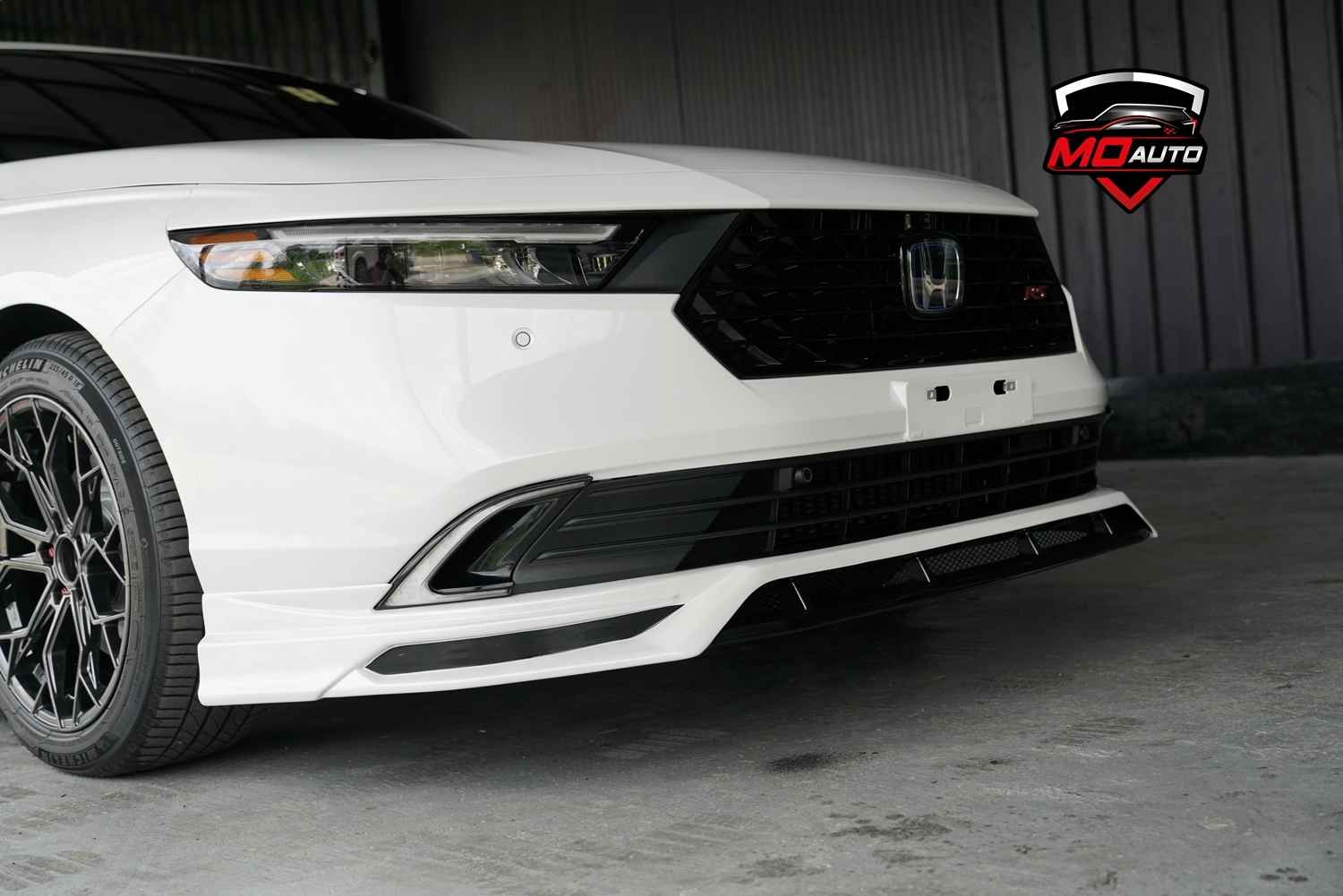 ชุดแต่งสเกิร์ตรอบคัน NEW ACCORD G11 ทรง M-STYLE