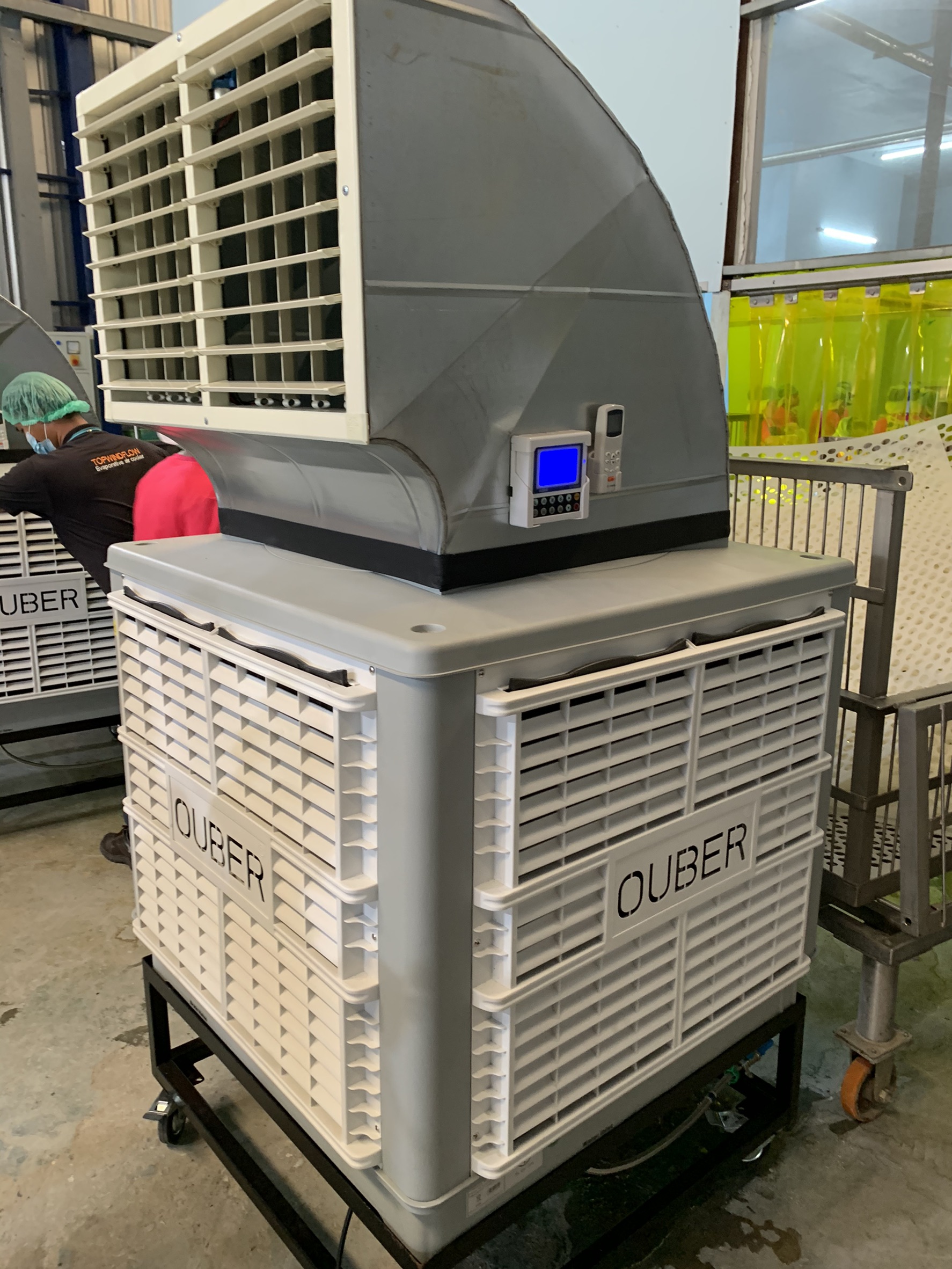 พัดลมไอเย็นเคลื่อนย้าย 18000CMH (ถังปกติ 25 ลิตร)