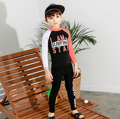 ชุดว่ายน้ำ สกรีน I am surfing star ไซส์ M