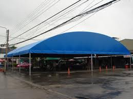 เต็นท์โค้ง ขนาด กว้าง5เมตร x ยาว10 เมตร สูง2.5เมตร เต็นท์ผ้าใบทรงโค้ง เต็นท์ทรงโค้ง เต็นท์งานพิธี เต็นท์งานวัด เต็นท์จอดรถ