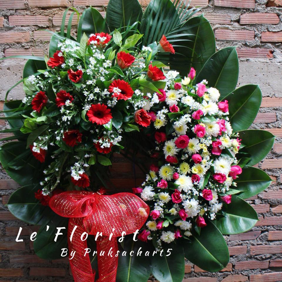 W41พวงหรีดดอกไม้สด