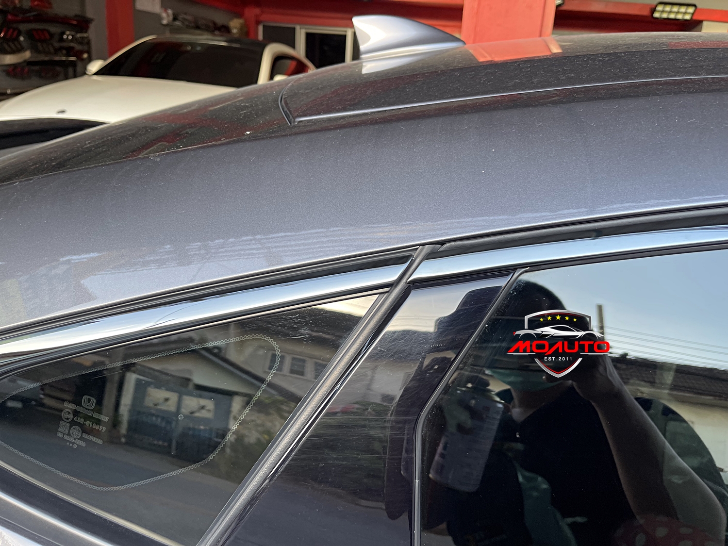 ขอบหน้าต่างบนสแตนเลทดำเงา 6 ชิ้น CIVIC FC 2016-2021