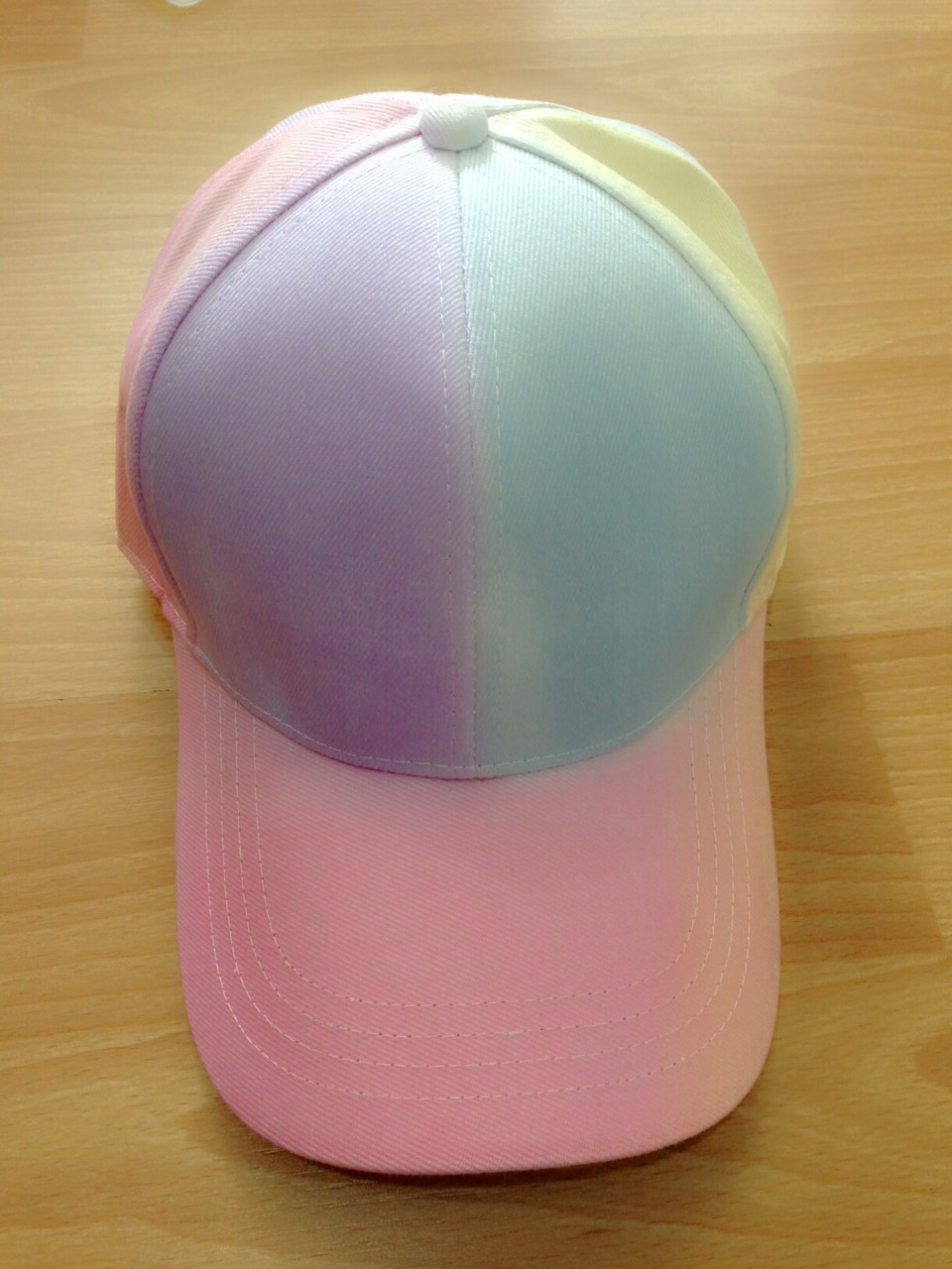 หมวกเปล่า สีเรนโบ