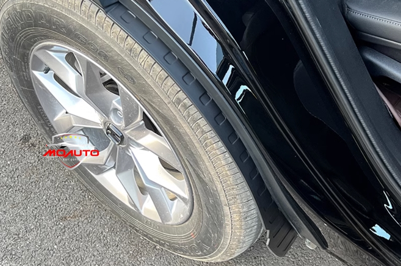 บังโคนล้อ CR-V G6