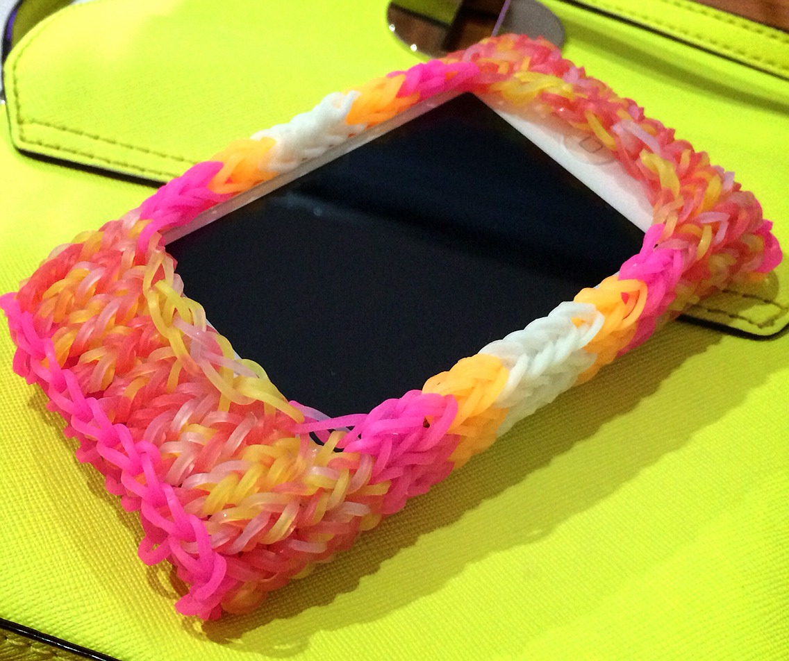 หนังยางถักข้อมือลูมแบนด์ทำเคสไอโฟน
