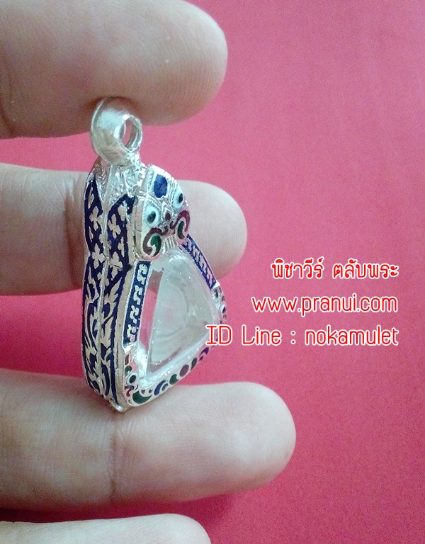 ตลับเงินลงยาใส่จอบเล็กหลวงพ่อเงิน