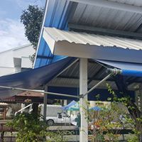 ผ้าใบชักรอก กว้าง 1เมตร สูง 6เมตร (ไม่รวมเสาค้ำ) กันสาดผ้าใบ ชักรอกผ้าใบ ผ้าใบม้วนขึ้นลง ผ้าใบม้วนเก็บได้ มีทุกสี 1m x 6m