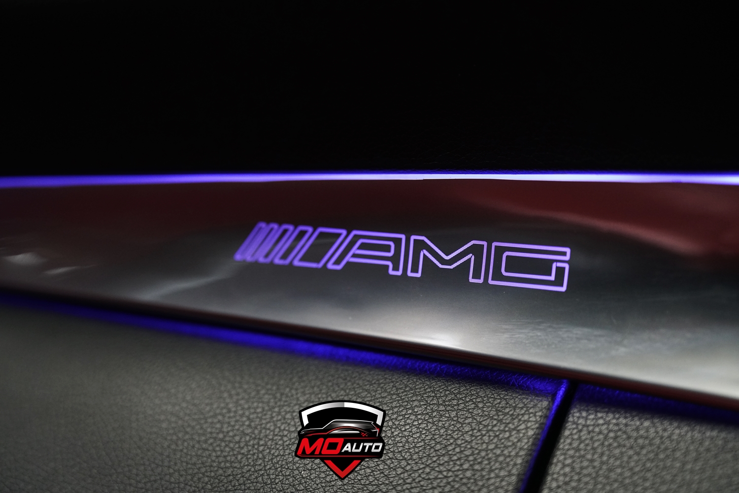 คอนโซลหน้า AMG 64สี - GLC C200 C250 W205