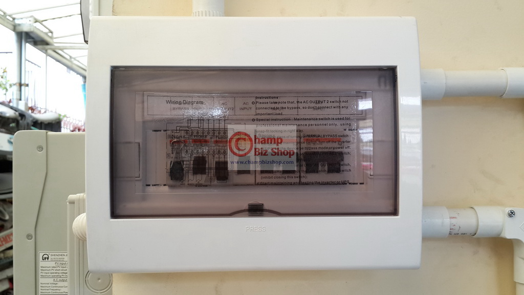 กล่องเบรกเกอร์ สำหรับเครื่องแปลงไฟ โซล่าเซลล์ ไฮบริด อินเวอร์เตอร์ Hybrid Solar Inverter + MPPT (KS Series)