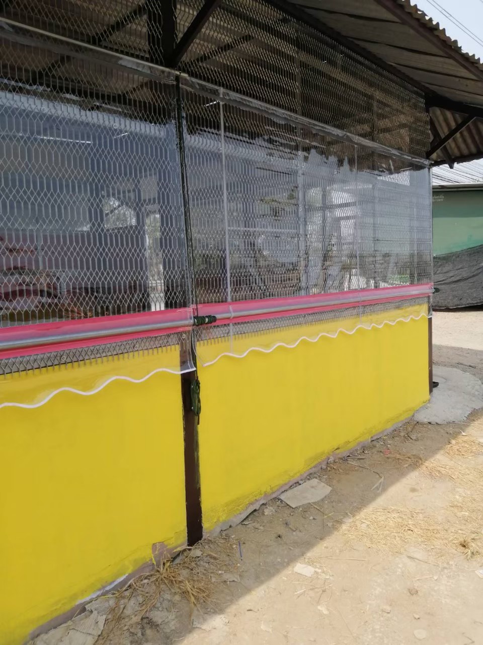 ผ้าใบชักรอก กว้าง 6เมตร สูง 5มตร (ไม่รวมเสาค้ำ) กันสาดผ้าใบ ชักรอกผ้าใบ ผ้าใบม้วนขึ้นลง ผ้าใบม้วนเก็บได้ ผ้าใบตลาดนัด มีทุกสี 6m x 5m