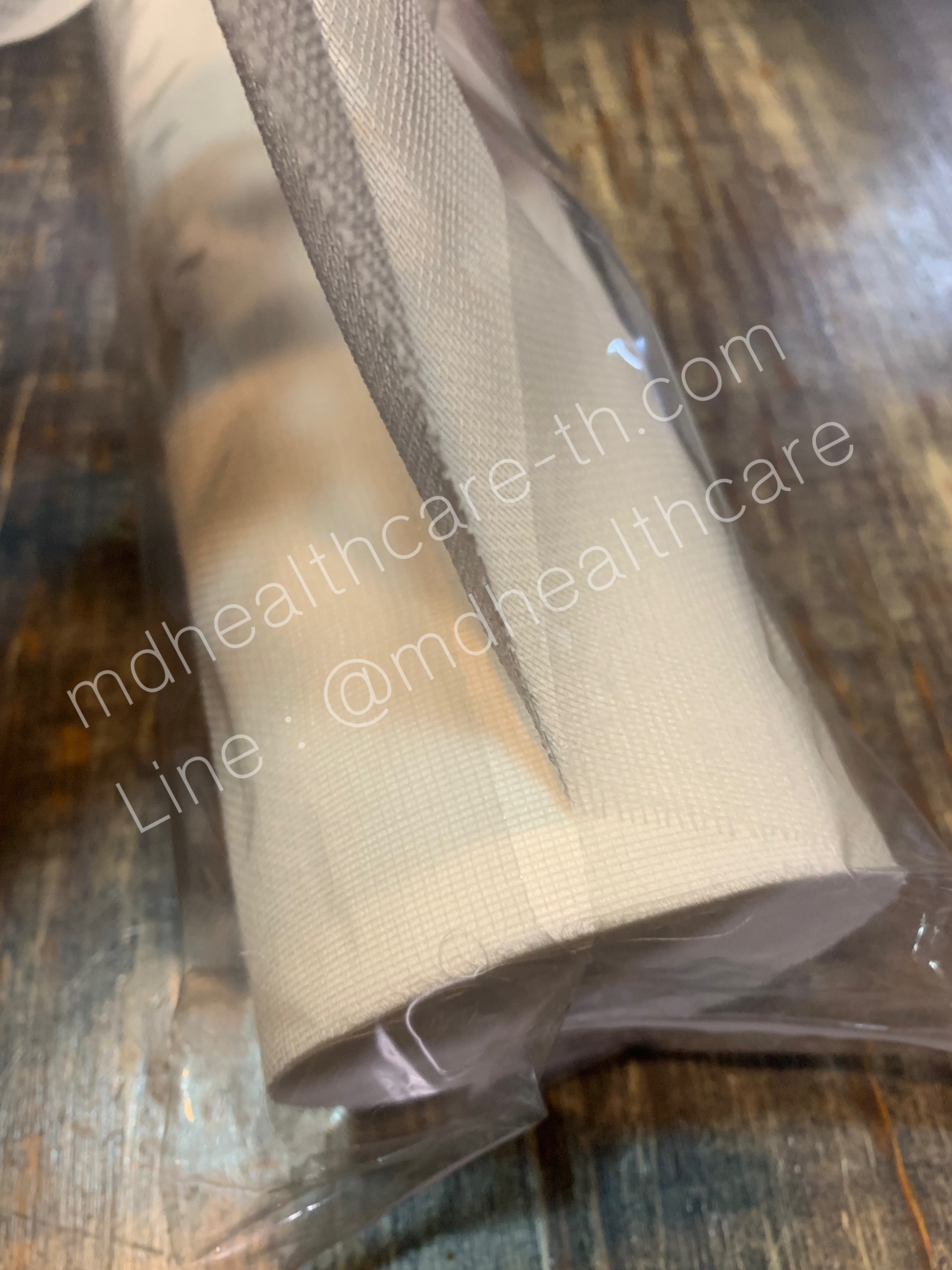 ผ้าก๊อซรองมาร์ค ประมาณ 330แผ่น/แบบม้วน ช่วยทำให้มาร์คเกาะติดผิวหน้าได้ดี และง่ายต่อการลอกมาร์คและทำความสะอาด