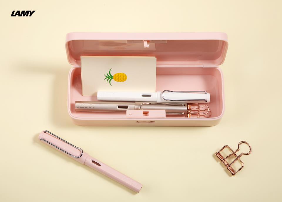 Gift set LAMY safari Pastel Rose 2019 plastic box