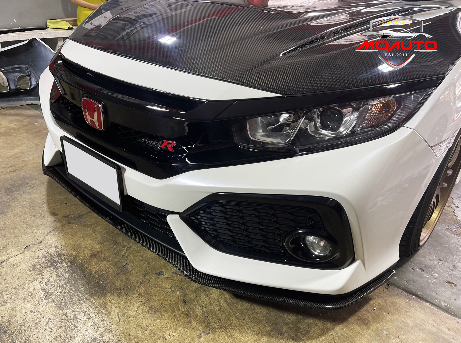 ลิ้นหน้าเพียวคาร์บอน CIVIC HATCHBACK (FK)