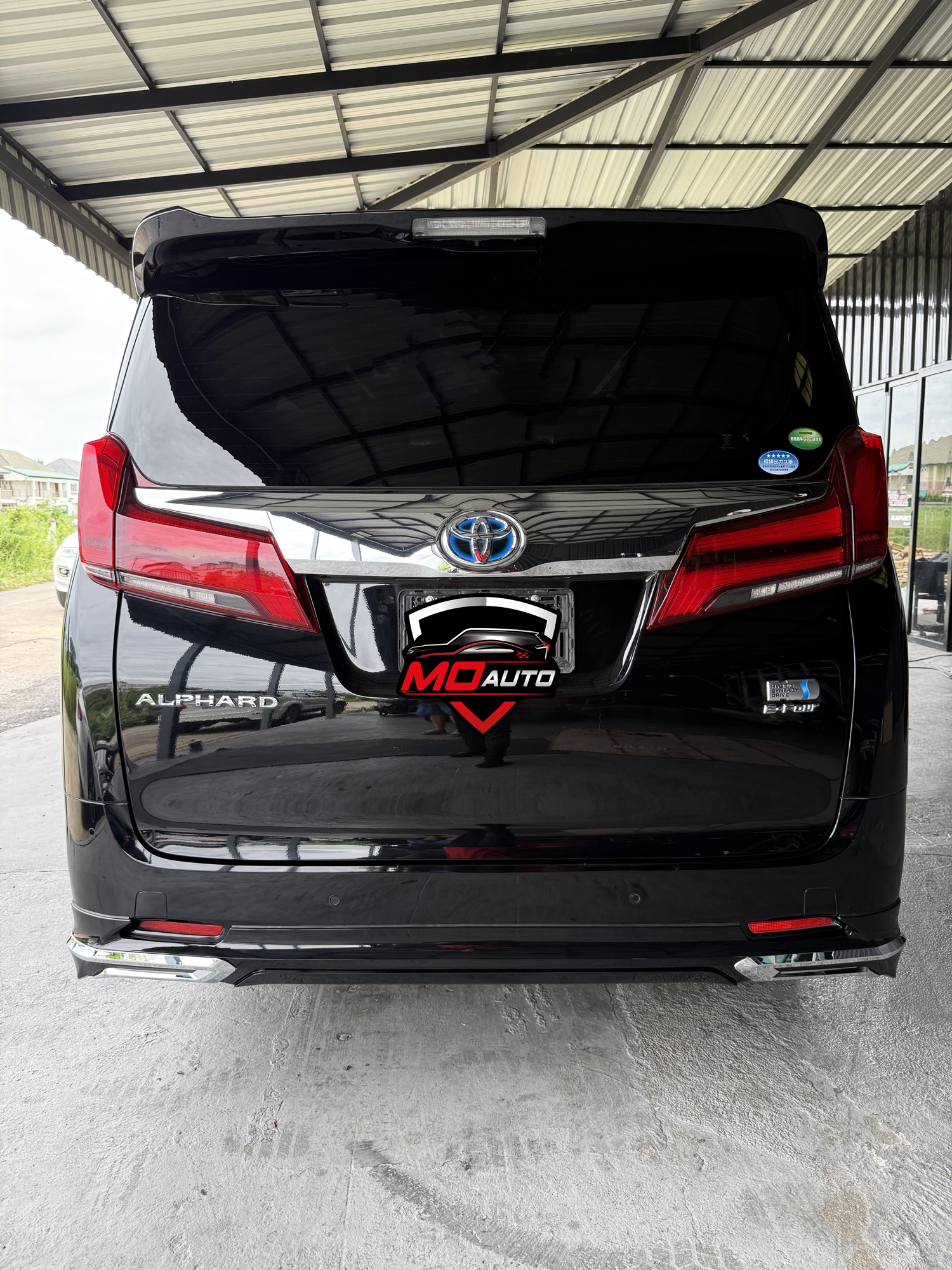 ชุดแต่งรอบคัน ALPHARD 30 HYBRID X ทรง Modellista
