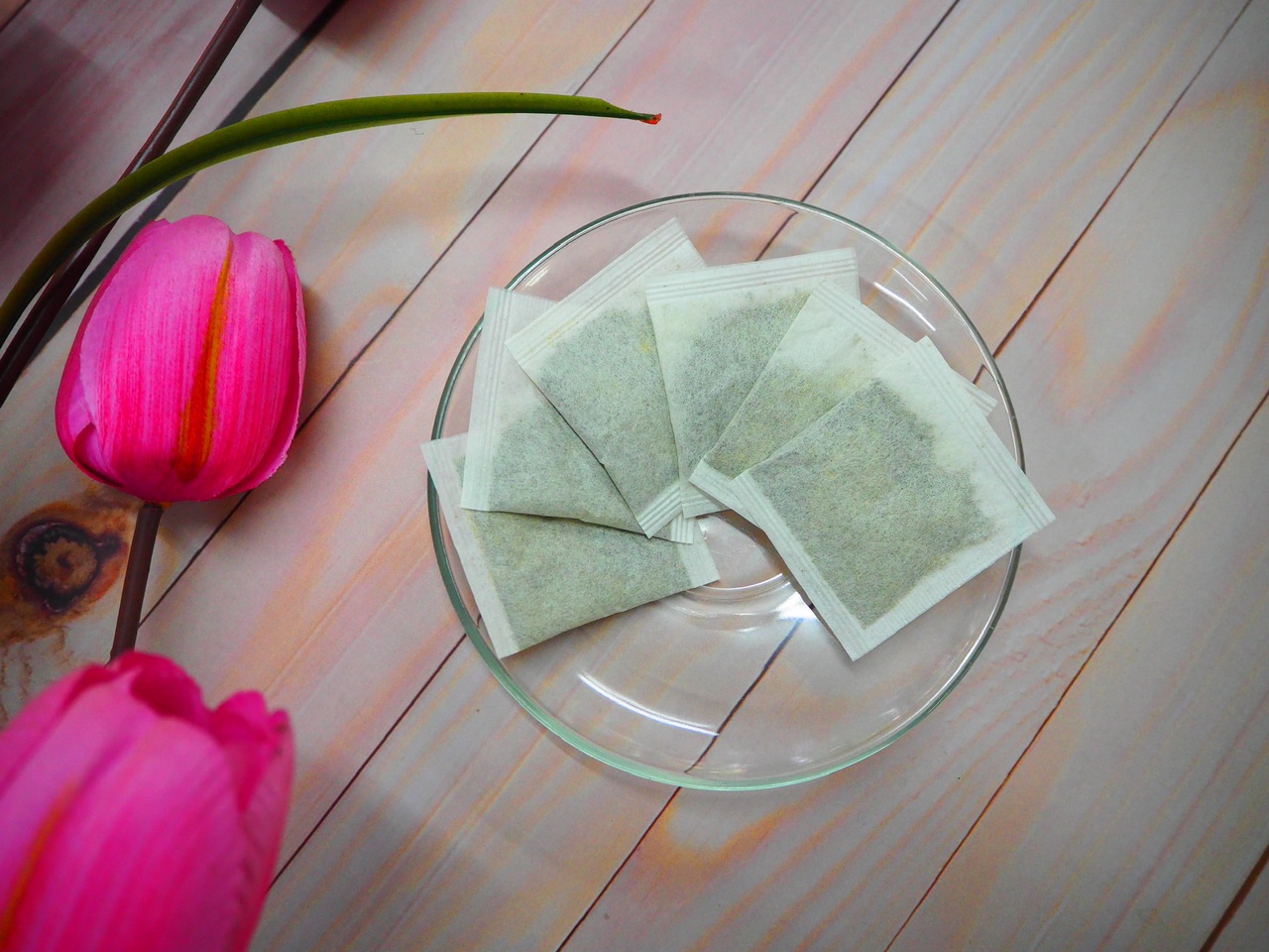 ชาสมุนไพร ช่วยให้เลิกดื่มเหล้า เลิกเหล้า เลิกดื่มสุรา เลิกสุรา บรรจุซองๆ ละ 20 ซองเล็ก