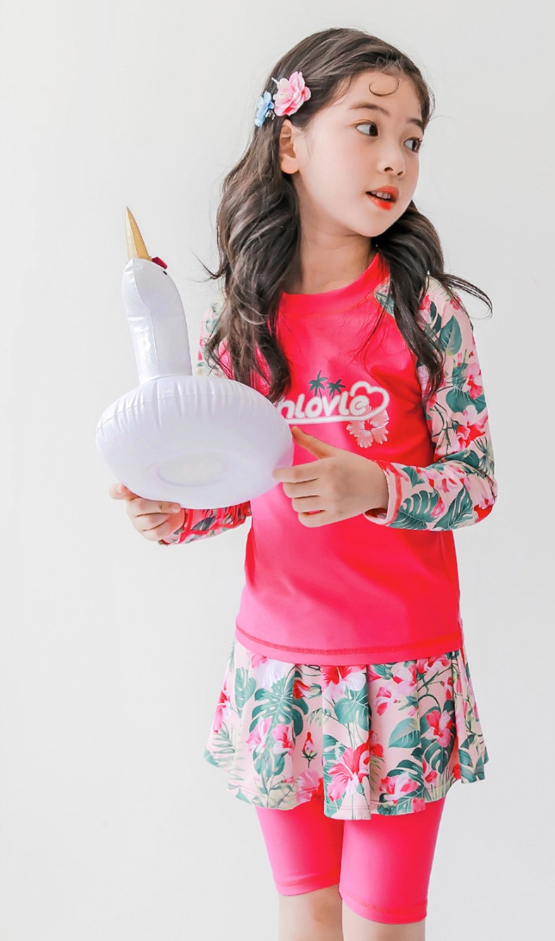 ชุดว่ายน้ำ พร้อมหมวก สีชมพู ลายดอก ไซส์ 6