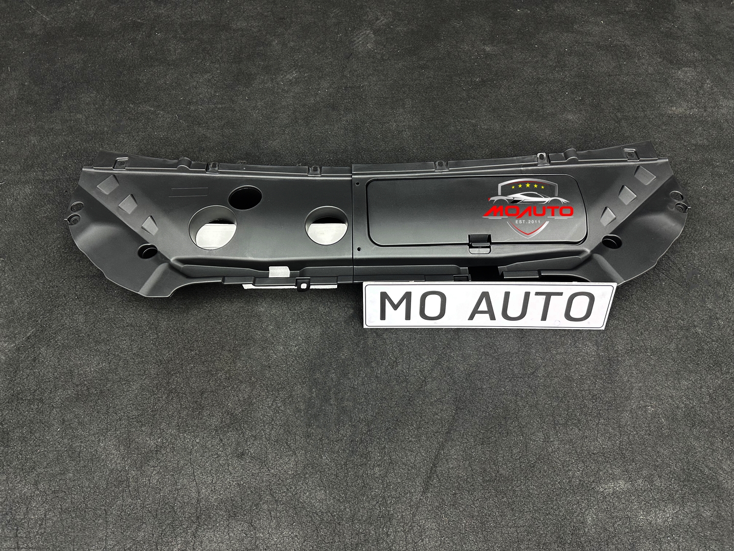 แผ่นปิดใต้ฝากระโปรงหน้าพร้อมช่องเก็บของ BYD DOLPHIN