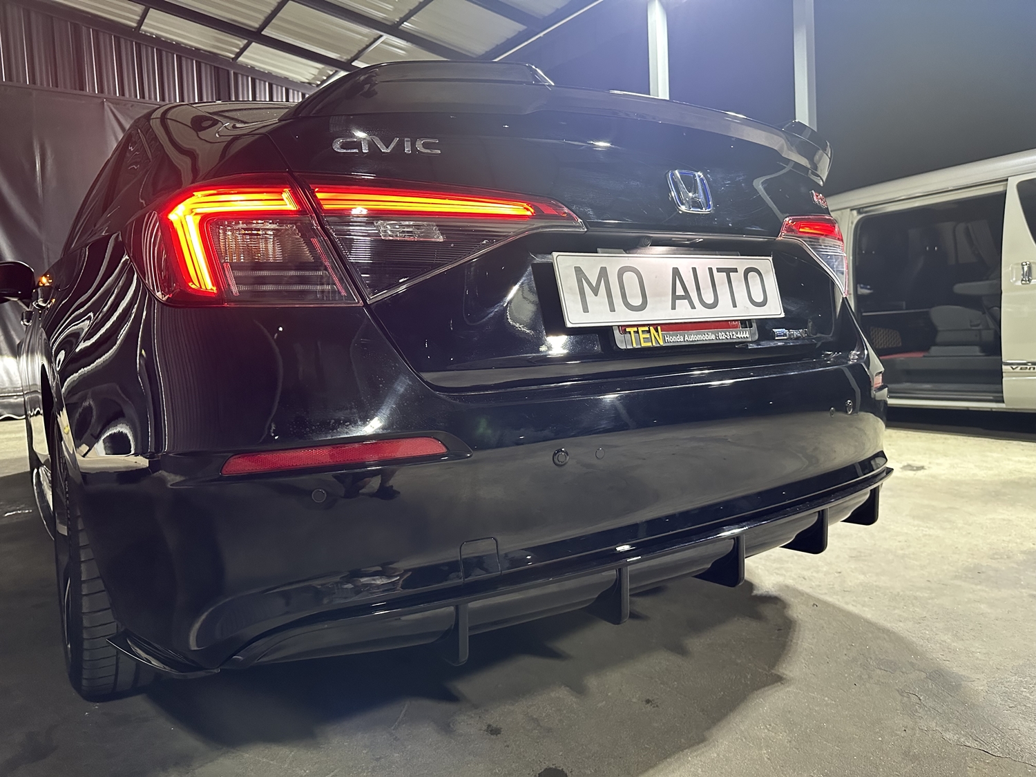 ดิฟหลัง M-SPORT ดำเงา V2 CIVIC FE