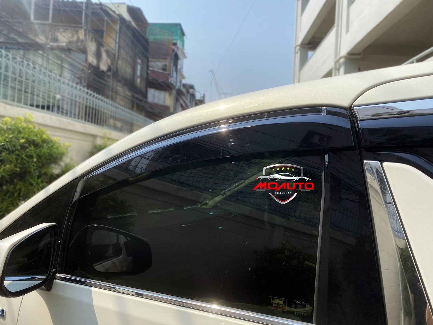 กันสาดสแตนเลท ALPHARD / VELLFIRE MC