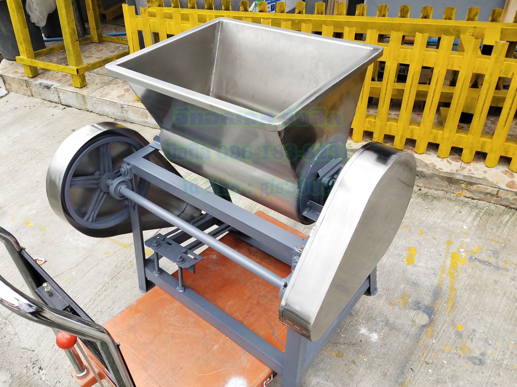 เครื่องนวดแป้งขนมจีนถังสแตนเลสอ๊าคก้อนแขนสแตนเลส