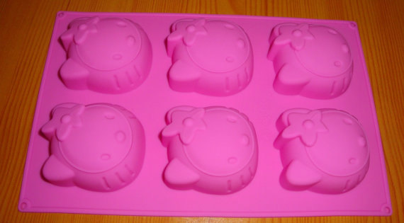 แม่พิมพ์ รูป hello kitty 6 ช่อง