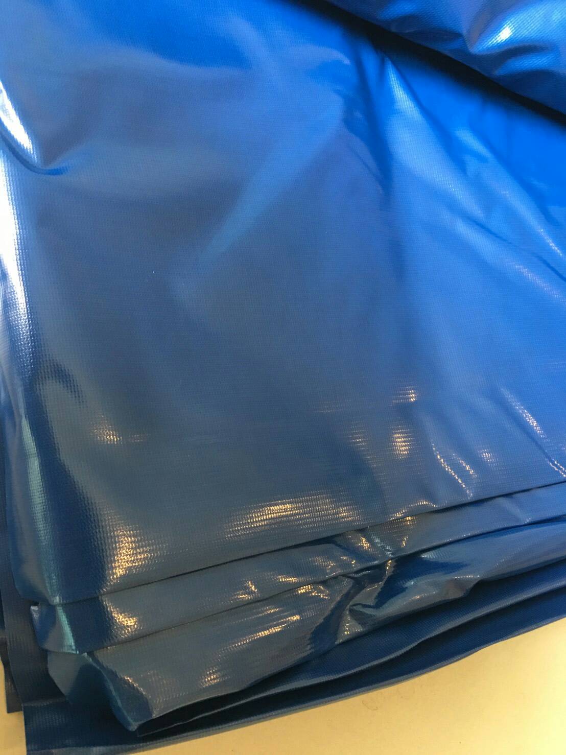 ผ้าใบกันฝน ขนาดกว้าง 10m x ยาว 4m ผ้าใบคลุมสินค้า ผ้าใบกันน้ำ ผ้าใบกันแดด ผ้าใบคูนิล่อน ผ้าใบโรงงาน ผ้าใบอุตสาหกรรม ผ้าใบคลุมเครื่องจักร ผ้าใบเต็นท์ ผ้าใบคลุมสระน้ำ ผ้าใบคลุมกองดิน ผ้าใบนิคมอุตสาหกรรม ผ้าใบรถระบะ ผ้าใบคลุมรถสิบล้อ ผ้าใบกูบรถไฟ ผ้าใบรถบรรท
