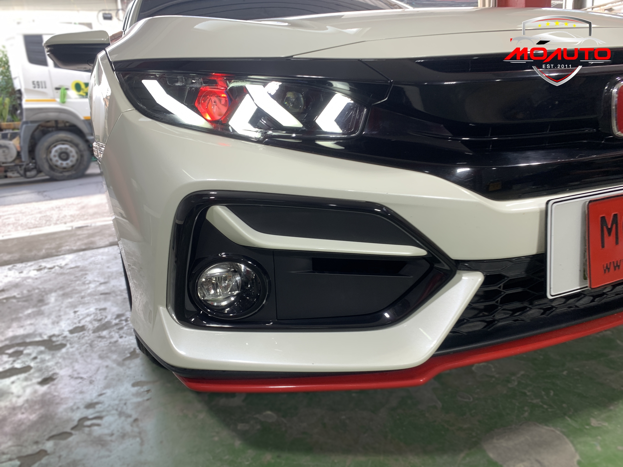 ครอบไฟตัดหมอกกันชนหน้า HATCHBACK ( FK MC )