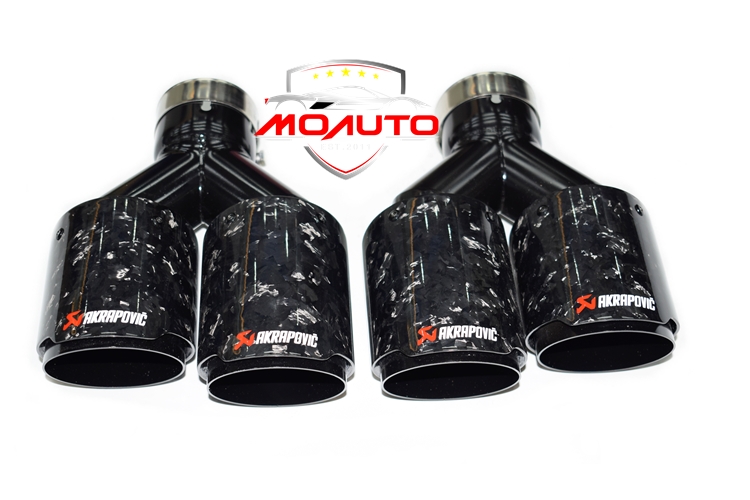 ปลายท่อกลม V3 Akrapovic Carbon BMW G30