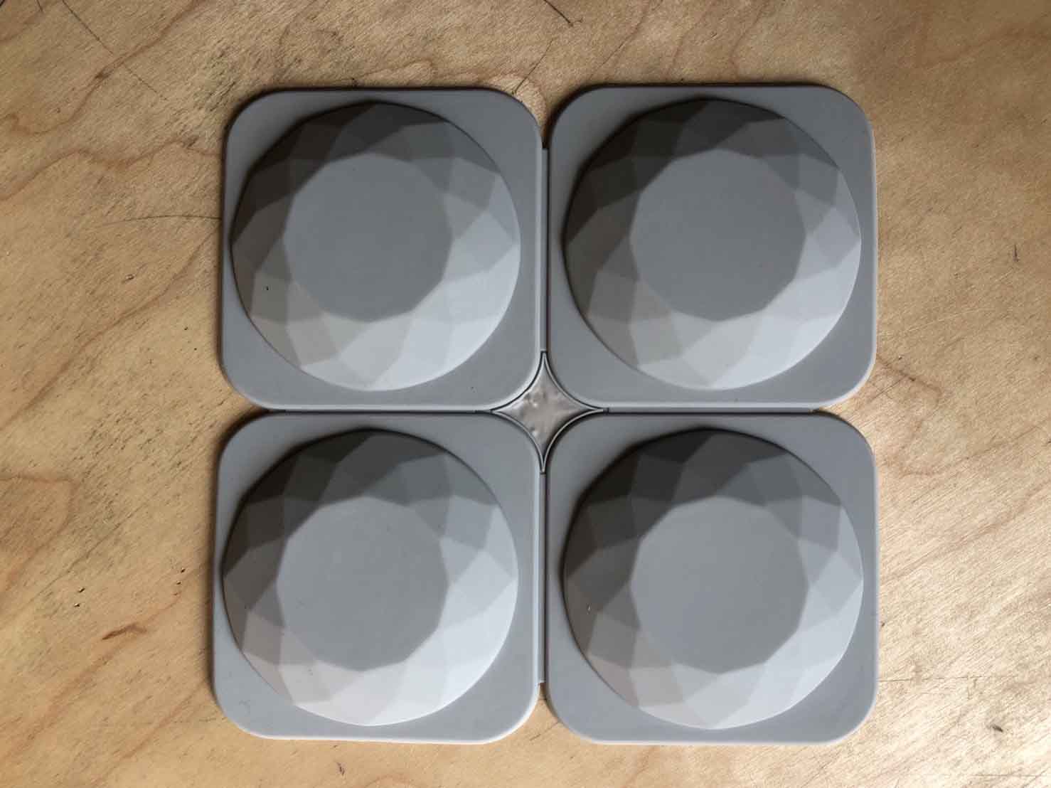 แม่พิมพ์ซิลิโคน เพชรวงกลม มีรู 4 ช่อง 30g