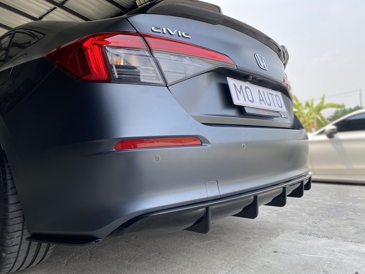 ดิฟหลัง M-SPORT ดำเงา V2 CIVIC FE