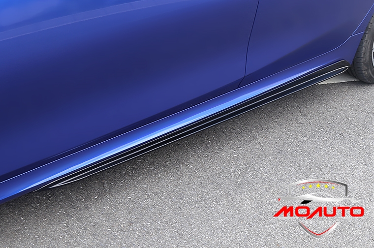 ลิ้นข้างดำเงา ทรง MP BMW G20