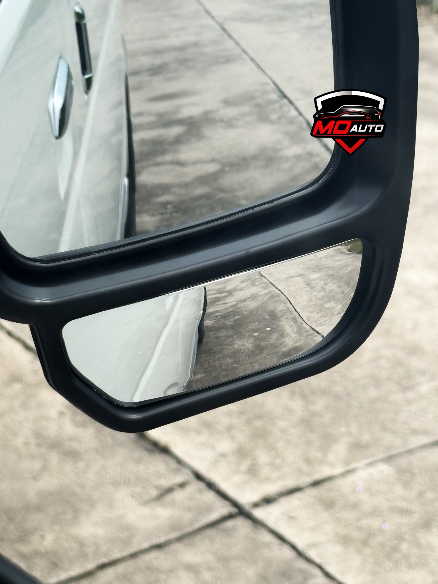 กระจกมองข้างรถตู้ ทรง Majesty สำหรับ Hiace 200 / COMMUTER / VENTURY