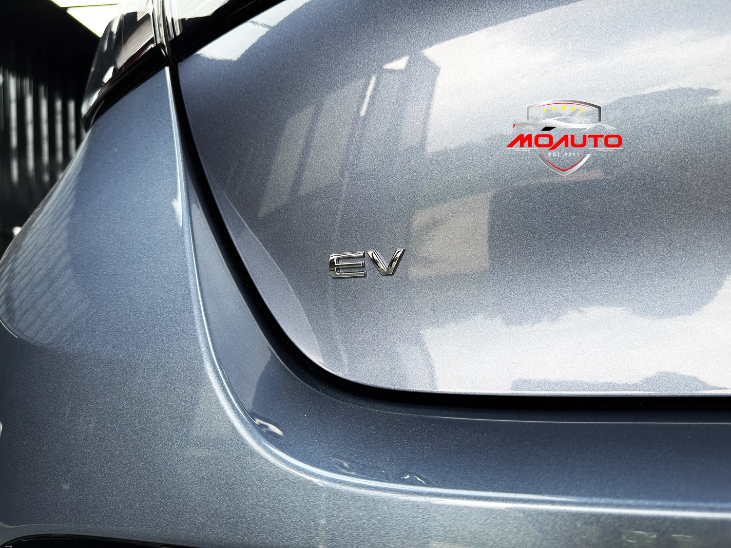 อักษร EV BYD DOLPHIN