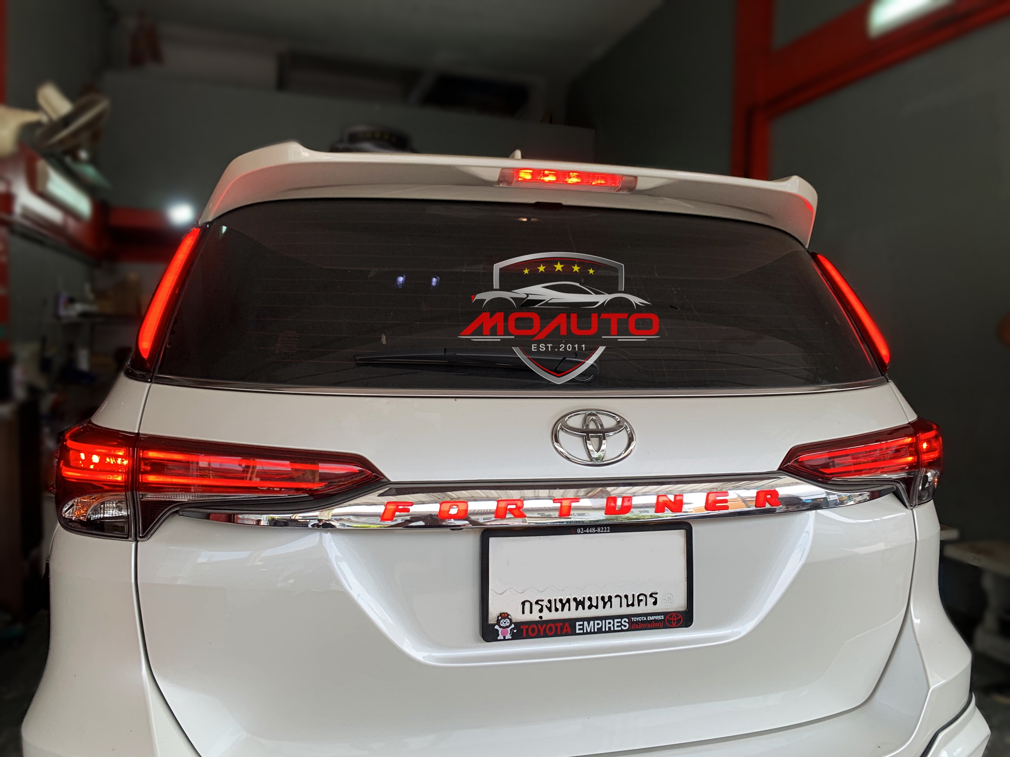 ไฟเสาท้ายรถ LED New Fortuner