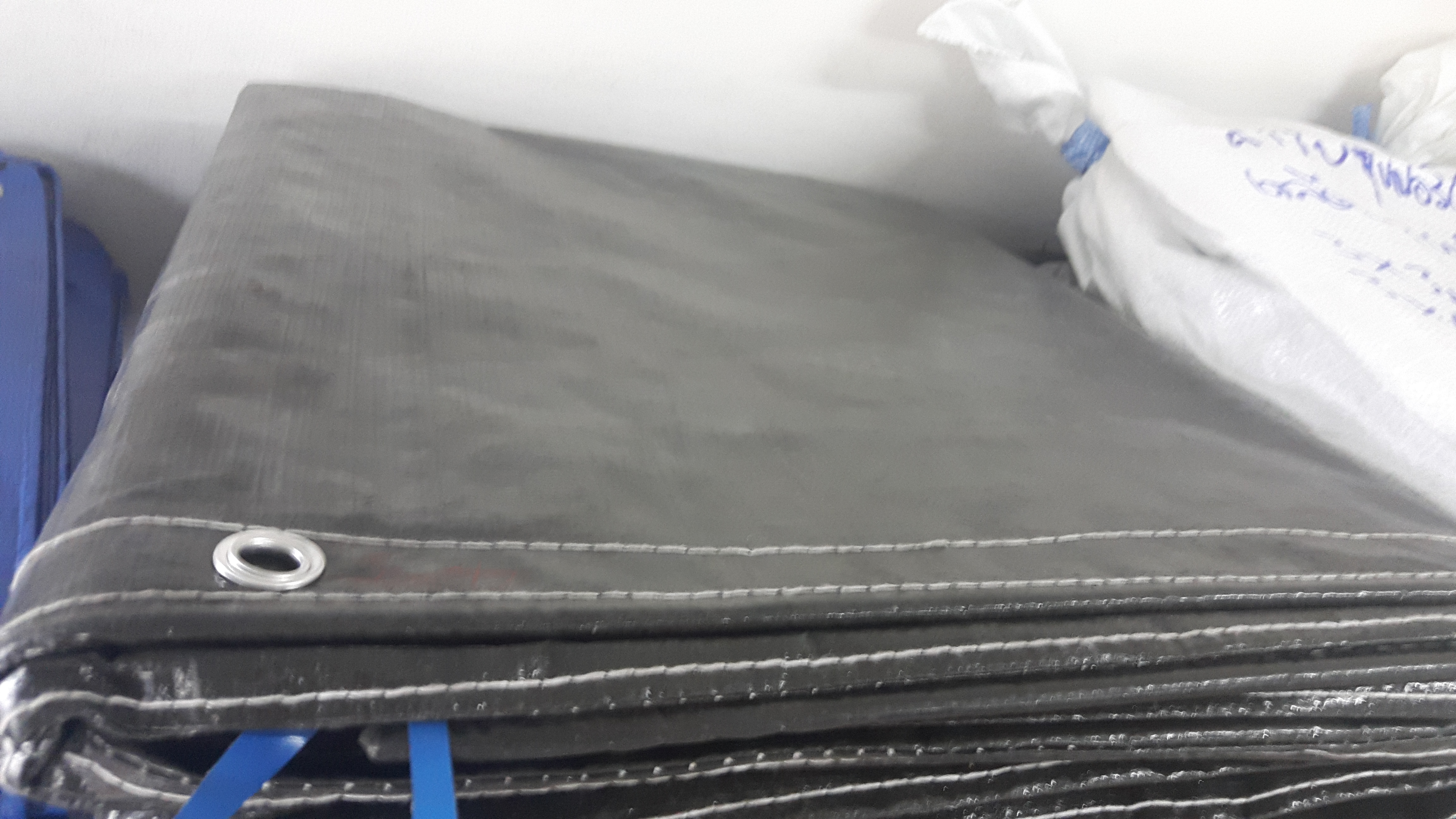 ผ้าใบชักรอก กว้าง2เมตร สูง1เมตร ทุกแบบ ทุกสี (ไม่รวมเสาค้ำ) ผ้าใบกันสาด ผ้าใบกันฝน ผ้าใบม้วนกันฝน ผ้าใบม้วนกันแดด ผ้าใบหน้าร้าน มีทุกสี 2m x 1m