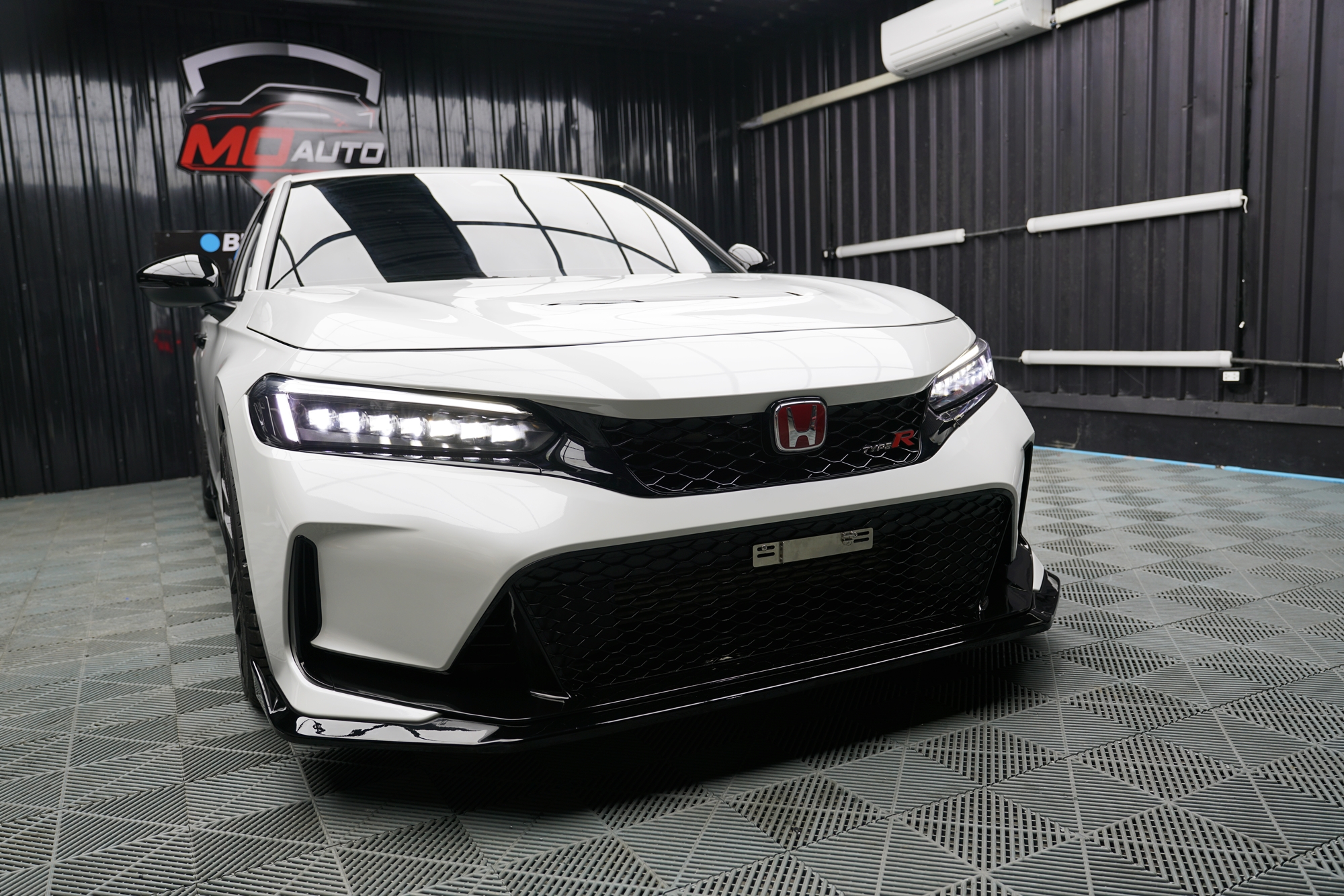 ชุดแต่งกันชนหน้า ทรง TYPE-R สำหรับ CIVIC FE