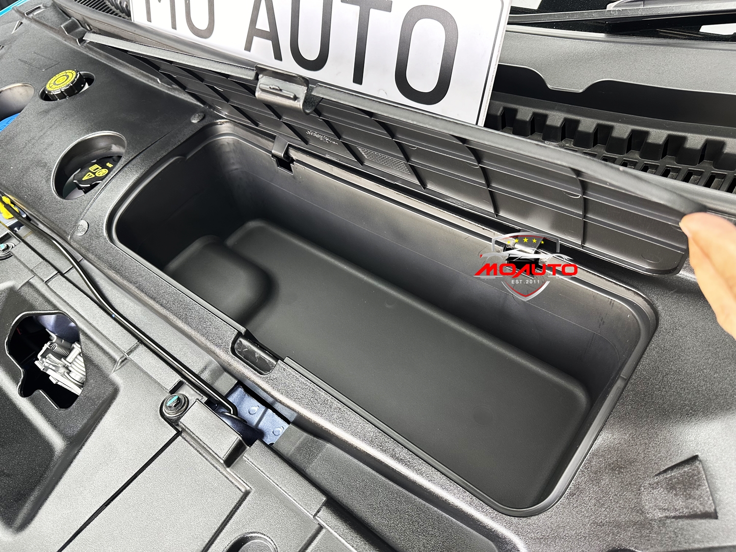 แผ่นปิดใต้ฝากระโปรงหน้าพร้อมช่องเก็บของ BYD DOLPHIN