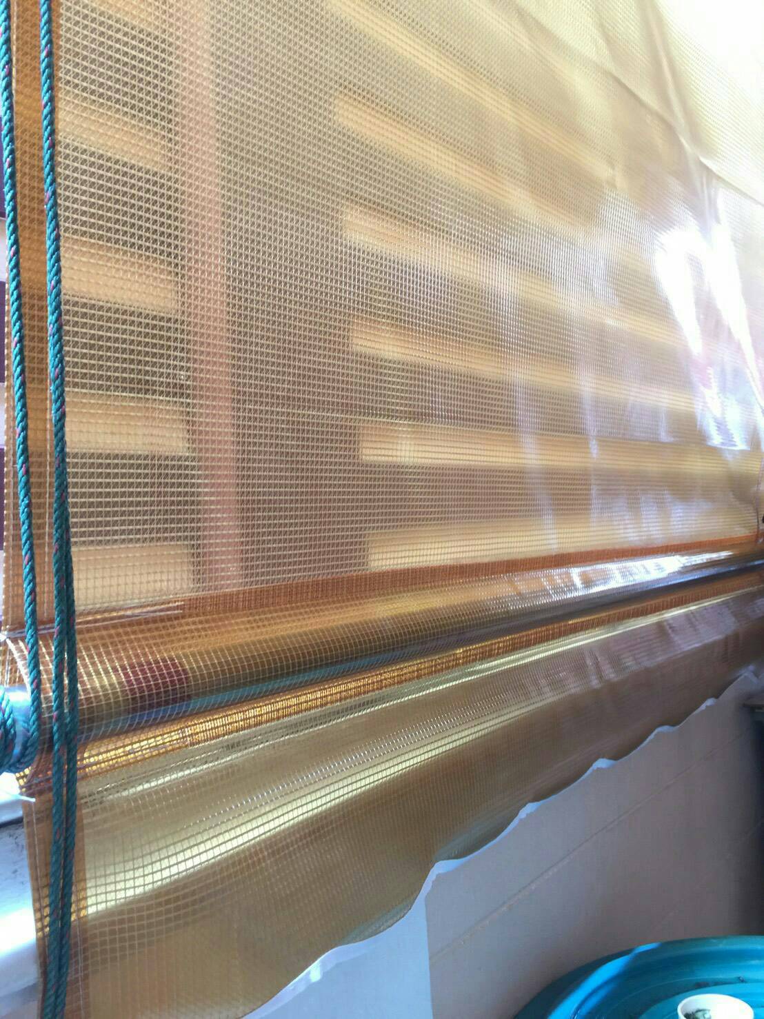 ผ้าใบชักรอกสีขุุ่น skylight solarview 3M X ุ6M ผ้าใบสีขุ่น โปร่งแสง (ไม่รวมเสาเหล็กค้ำยัน) ผ้าใบกันสาดขุ่นมัว ผ้าใบกันฝนโปร่งแสง ผ้าใบม้วนกันฝนแบบขุ่น ผ้าใบม้วนกันแดดสีขุ่น สีขุ่น Sky Light Solar View