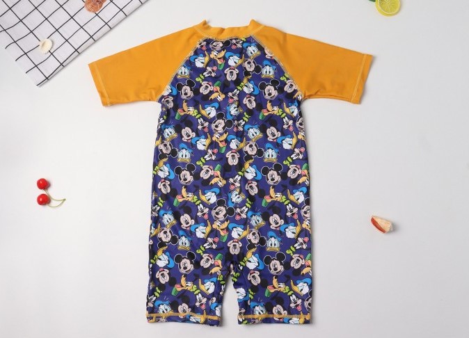 ชุดลายมิกกี้ กรมท่า ไซส์ 8