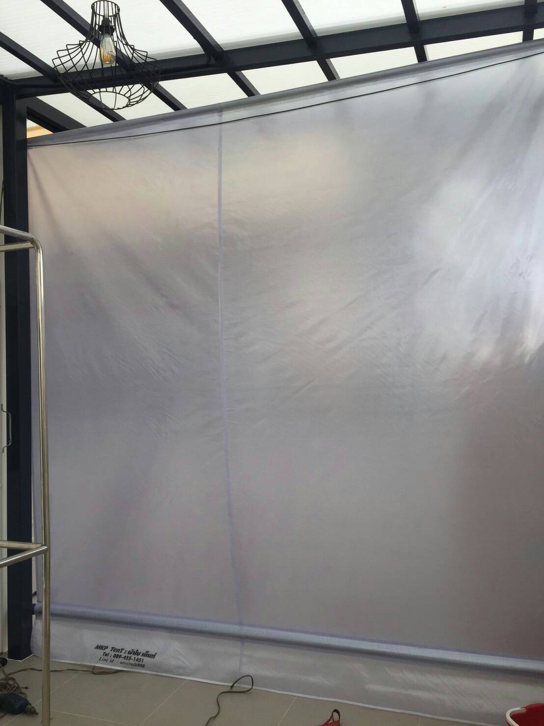 ผ้าใบชักรอกสีขุุ่น skylight solarview 6 M X 4 M ผ้าใบสีขุ่น โปร่งแสง (ไม่รวมเสาเหล็กค้ำยัน) ผ้าใบกันสาดแบบขุ่นมัว ผ้าใบกันฝนโปร่งแสง ผ้าใบม้วนกันฝนแบบขุ่น ผ้าใบม้วนกันแดดสีขุ่น สีขุ่น Sky Light Solar View